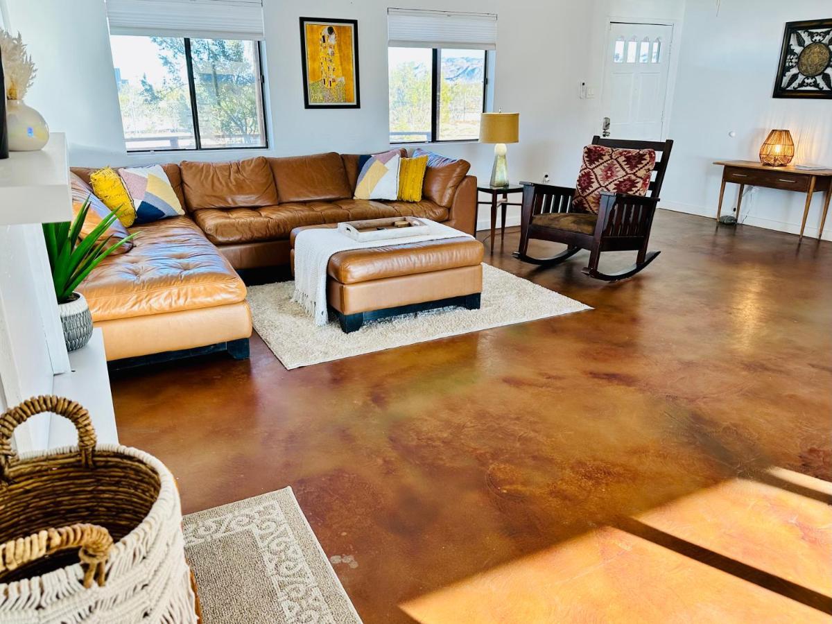 Ravens Nest Ranch, Fire Pit , Views, Near Jt Park! Villa โจชัวทรี ภายนอก รูปภาพ