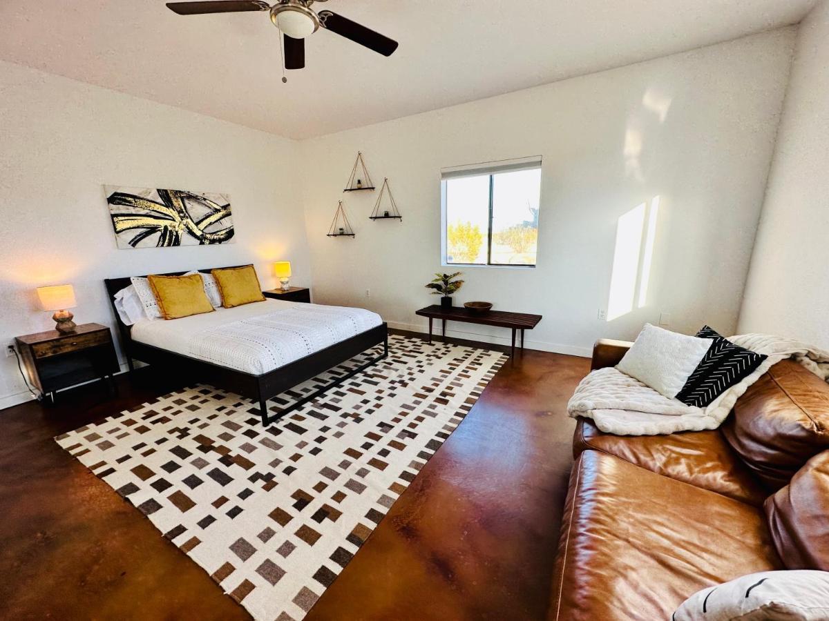 Ravens Nest Ranch, Fire Pit , Views, Near Jt Park! Villa โจชัวทรี ภายนอก รูปภาพ