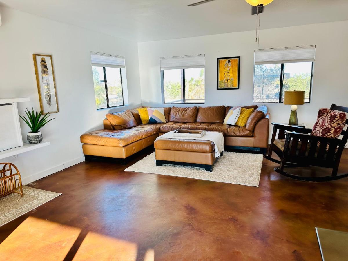 Ravens Nest Ranch, Fire Pit , Views, Near Jt Park! Villa โจชัวทรี ภายนอก รูปภาพ