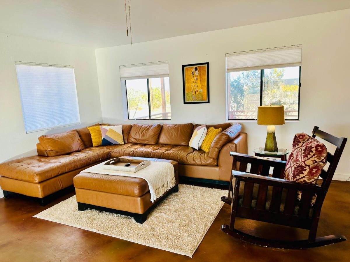Ravens Nest Ranch, Fire Pit , Views, Near Jt Park! Villa โจชัวทรี ภายนอก รูปภาพ