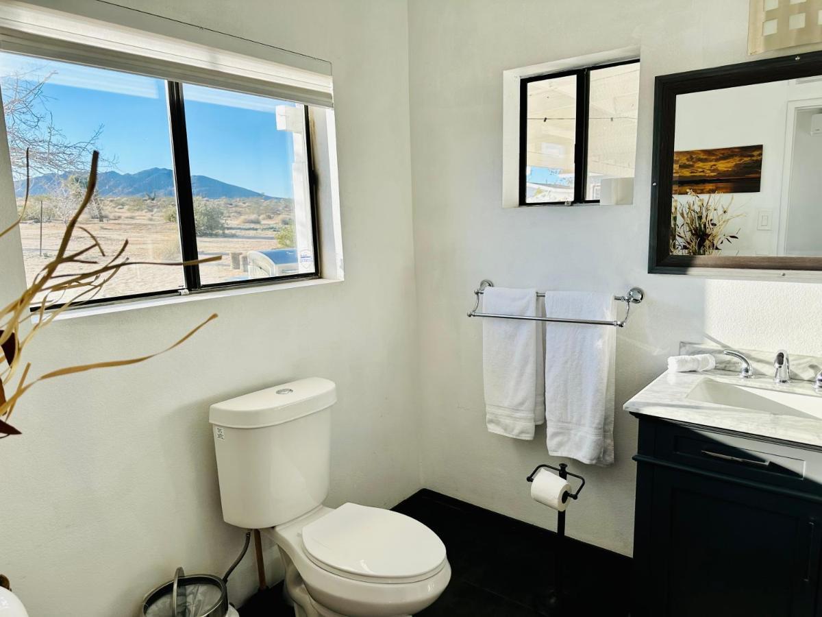 Ravens Nest Ranch, Fire Pit , Views, Near Jt Park! Villa โจชัวทรี ภายนอก รูปภาพ