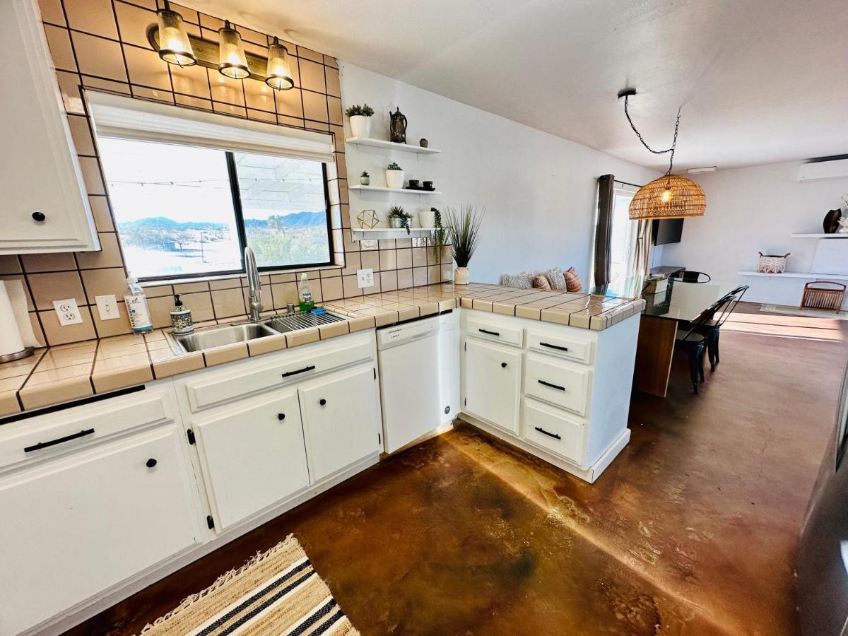 Ravens Nest Ranch, Fire Pit , Views, Near Jt Park! Villa โจชัวทรี ภายนอก รูปภาพ